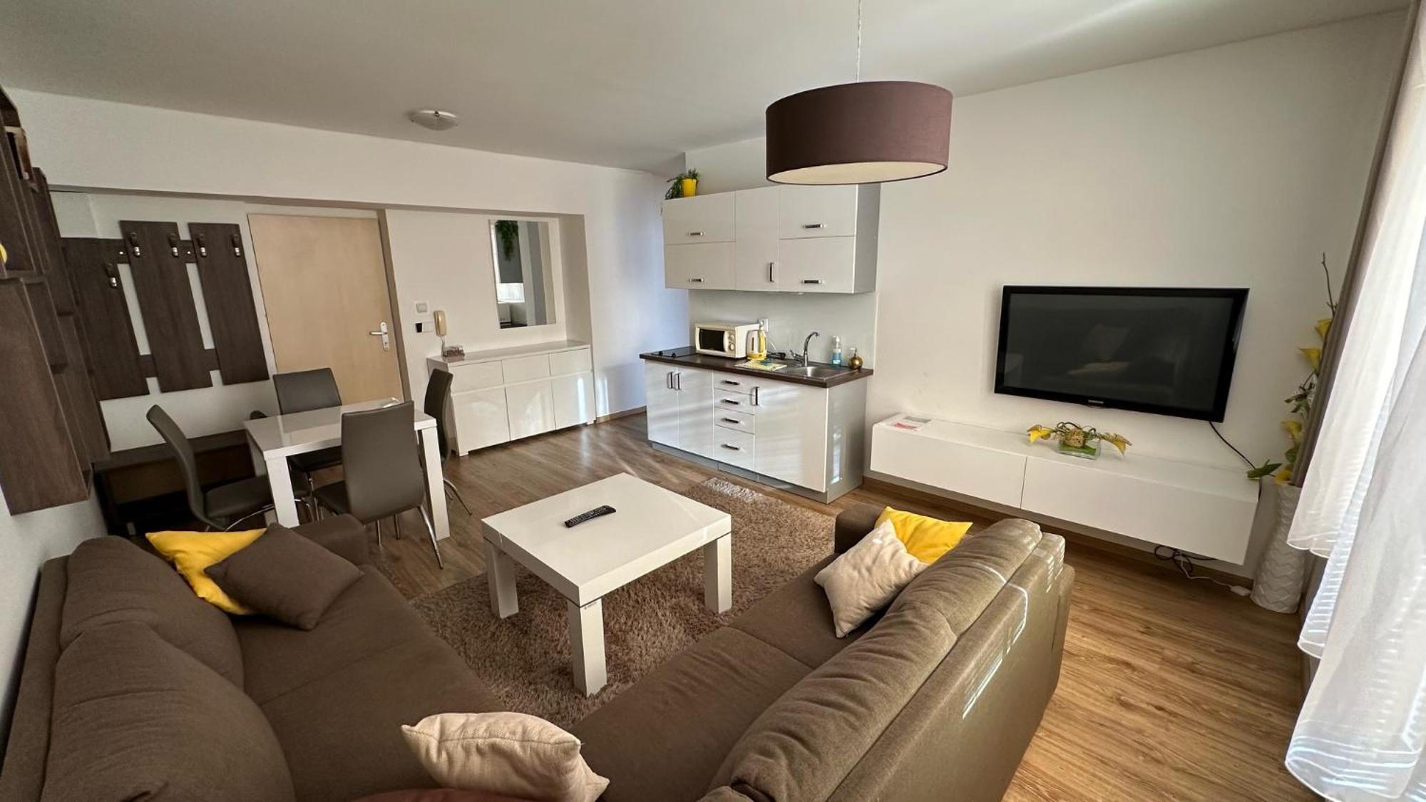 2 Room Apartment With Balcony 255, Apartmany Liptov Liptovsky Mikulas Exterior photo